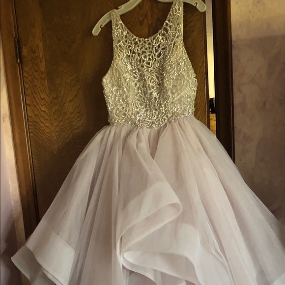 Hayley Paige Dori Wedding Dress.Never worn/altered - Picture 6 of 10
